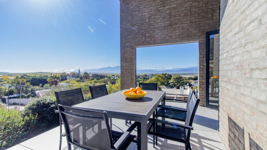 5 Bedroom Property for Sale in Riebeek Kasteel Western Cape